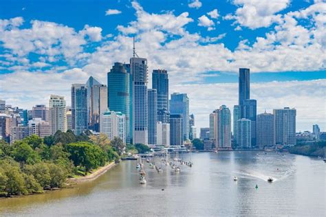 long term house sitting brisbane